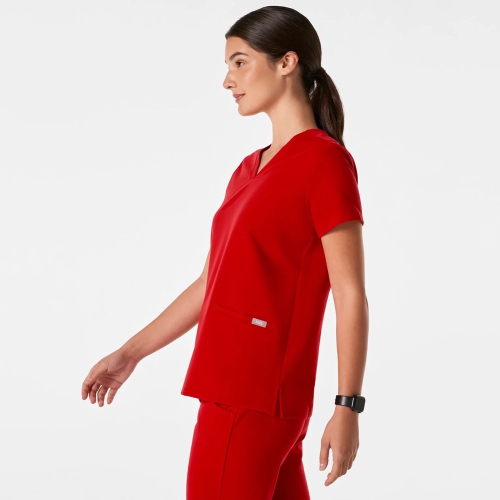 Casma Three-Pocket Scrub Top, red - Picture 2 of 10